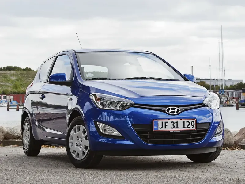 Hyundai i20 рестайлинг 2012, хэтчбек 3 дв., 1 поколение, PB (06.2012 - 11.2014)