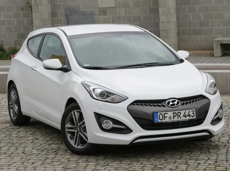 Hyundai i30 рестайлинг 2015, хэтчбек 3 дв., 2 поколение, GD (04.2015 - 01.2017)