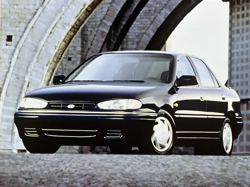 Hyundai Lantra рестайлинг 1993, седан, 1 поколение, J1 (09.1993 - 08.1995)