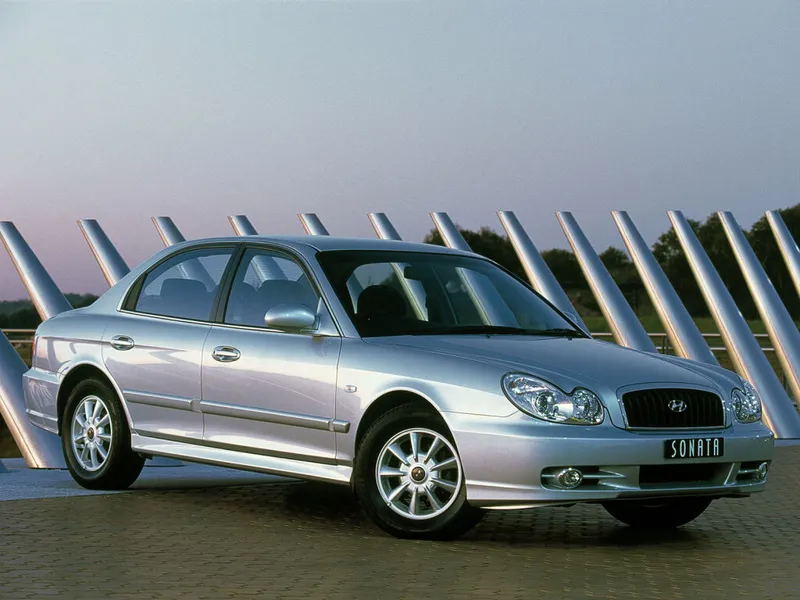 Hyundai Sonata рестайлинг 2001, седан, 4 поколение, EF (02.2001 - 08.2004)