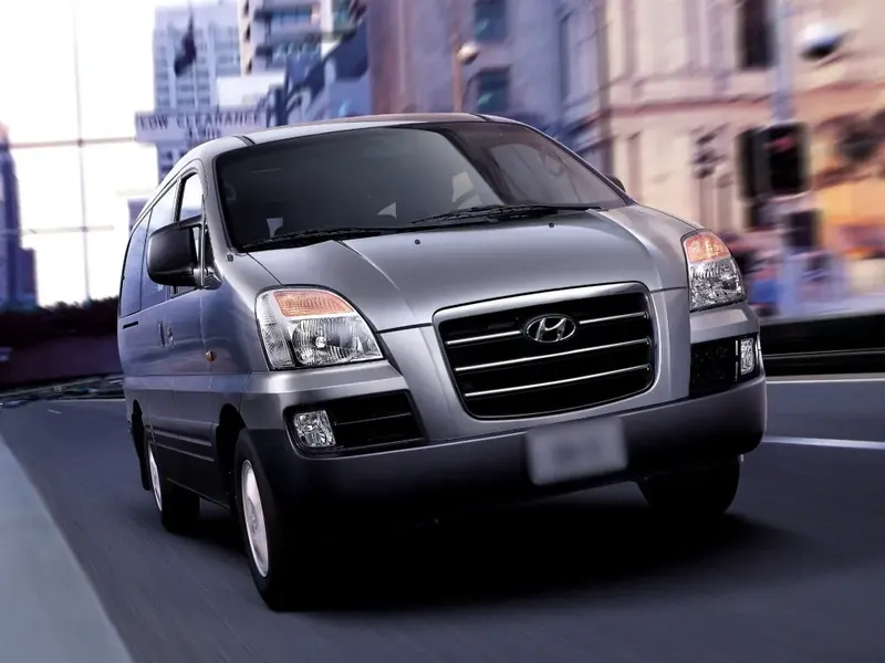 Hyundai Starex рестайлинг 2004, минивэн, 1 поколение, A1 (01.2004 - 02.2007)