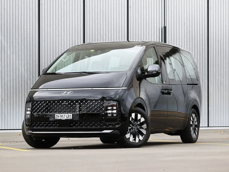 Hyundai Staria 2021, минивэн, 1 поколение, US4 (04.2021 - 12.2022)