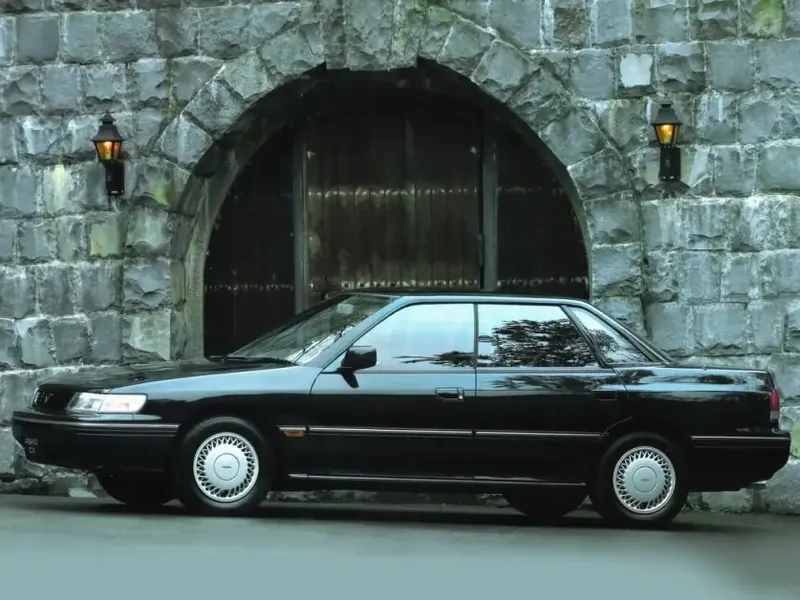 Isuzu Aska 1990, седан, 2 поколение (05.1990 - 02.1994)