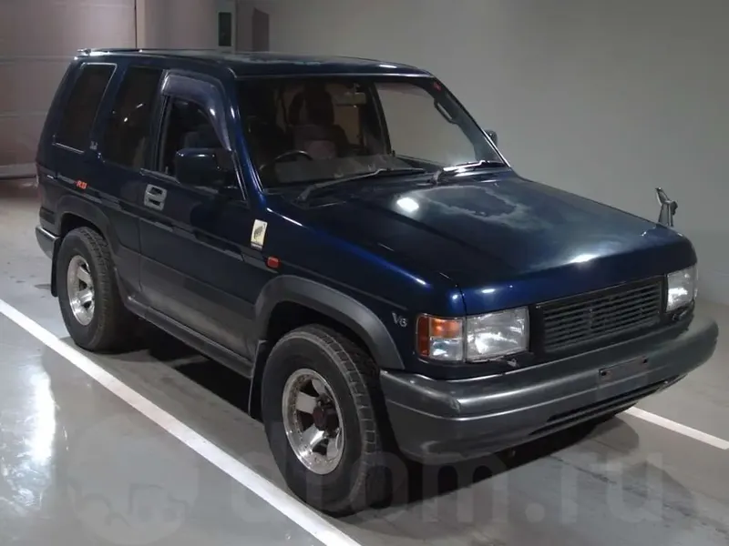 Isuzu Bighorn рестайлинг 1993, джип/suv 3 дв., 2 поколение (09.1993 - 05.1995)