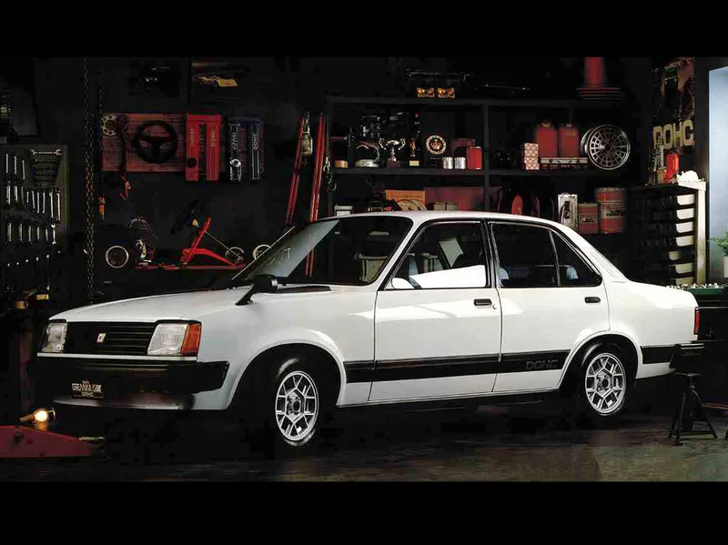 Isuzu Gemini 4-й рестайлинг 1981, седан, 1 поколение, PF (10.1981 - 02.1987)