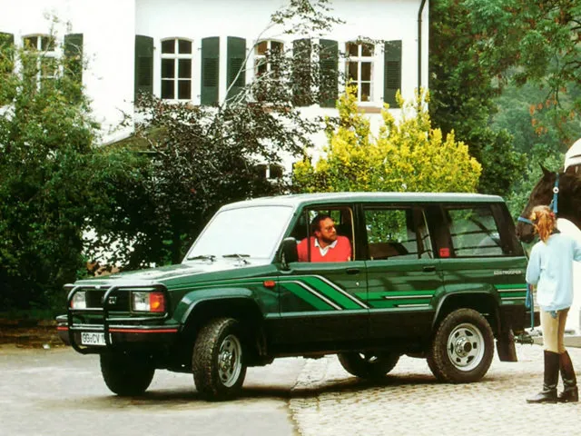 Isuzu Trooper рестайлинг 1987, джип/suv 5 дв., 1 поколение (01.1987 - 11.1991)