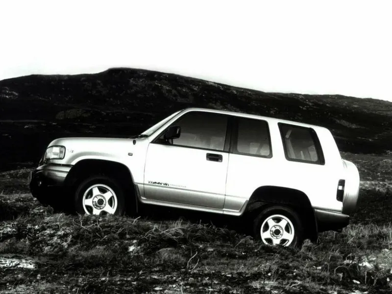 Isuzu Trooper рестайлинг 1998, джип/suv 3 дв., 2 поколение, UB2 (01.1998 - 12.2002)