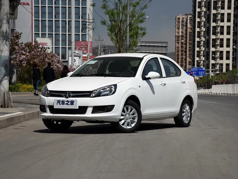JAC iEV4