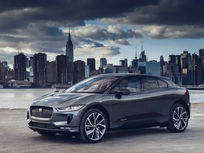 Jaguar I-Pace 2018, джип/suv 5 дв., 1 поколение (03.2018 - н.в.)