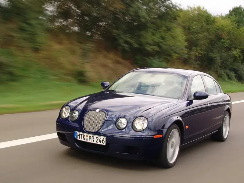 Jaguar S-type 2-й рестайлинг 2004, седан, 1 поколение, X200 (06.2004 - 09.2007)
