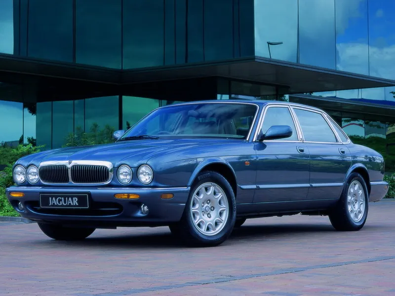 Jaguar Sovereign рестайлинг 1997, седан, 3 поколение, X308 (07.1997 - 06.2003)