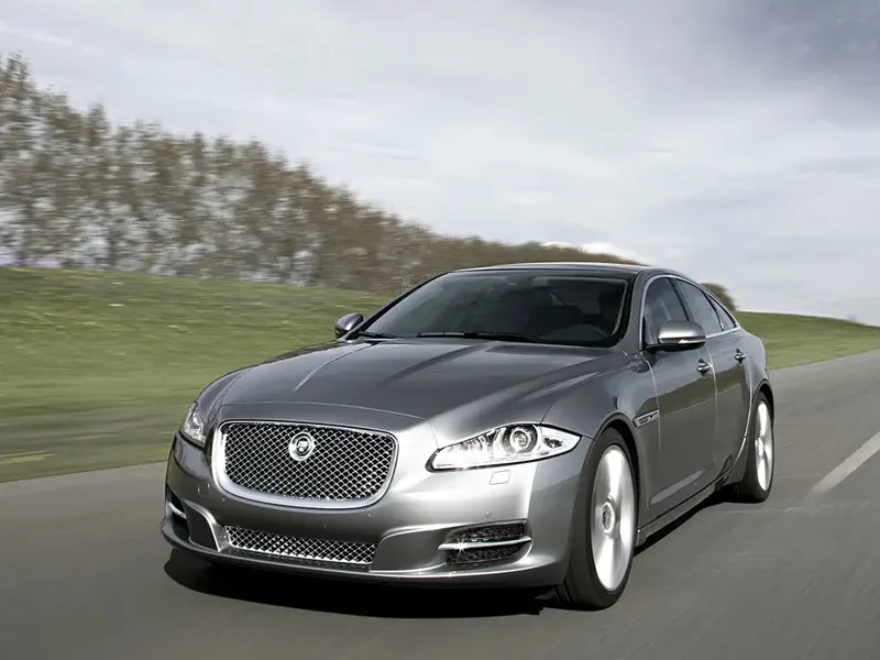 Jaguar XJ 2010, седан, 9 поколение, X351 (06.2010 - 02.2016)