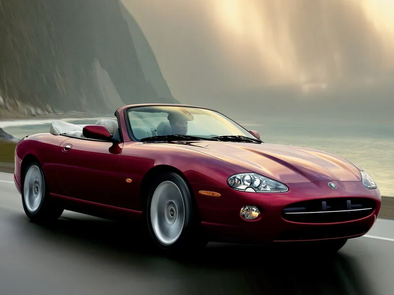 Jaguar XK рестайлинг 2004, открытый кузов, 1 поколение, X100 (03.2004 - 03.2006)