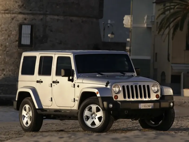 Jeep Wrangler рестайлинг 2010, джип/suv 5 дв., 3 поколение, JK (08.2010 - 04.2018)