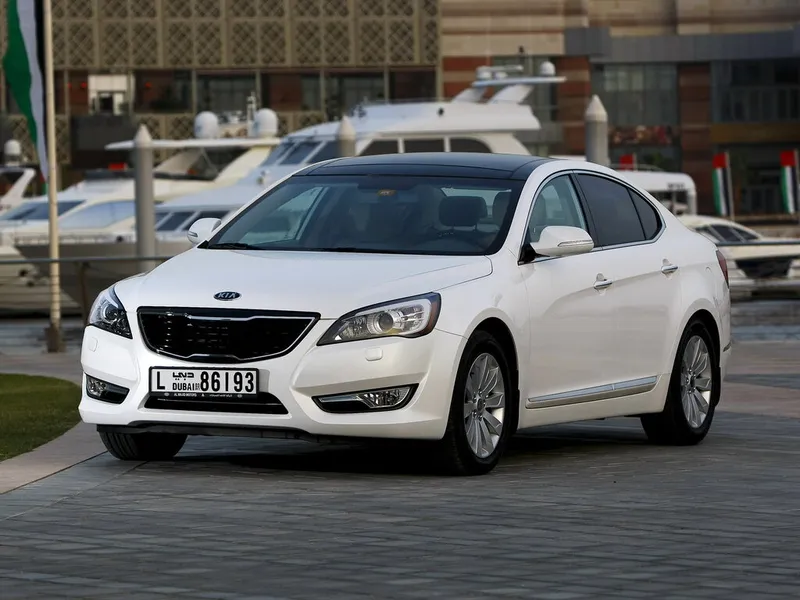 KIA Cadenza