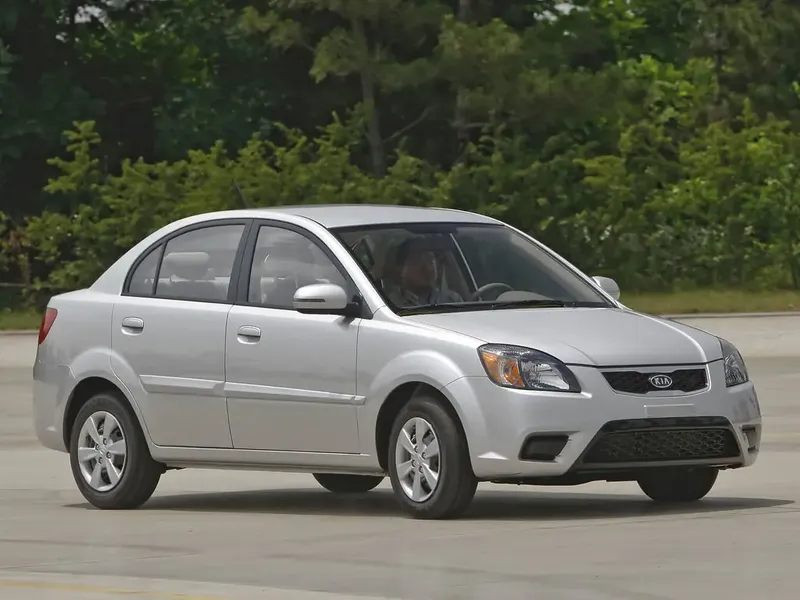 Kia Rio рестайлинг 2009, седан, 2 поколение, JB (09.2009 - 08.2011)