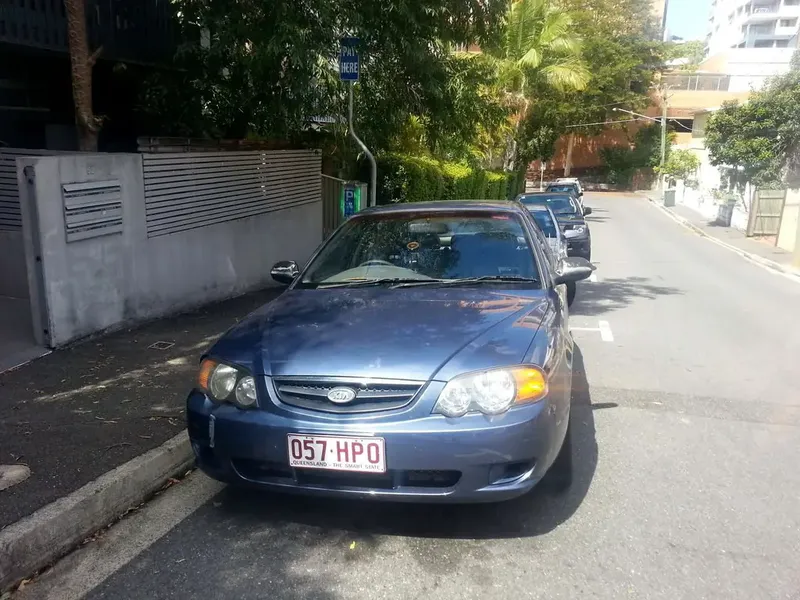 Kia Spectra рестайлинг 2002, лифтбек, 1 поколение, SD (10.2002 - 01.2004)