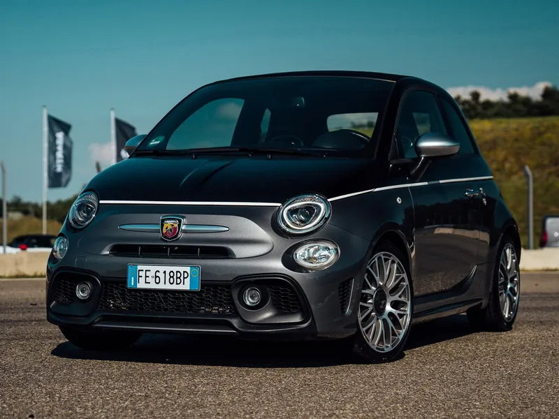 Abarth 595 рестайлинг 2016, открытый кузов, 1 поколение, 312 (06.2016 - 02.2022)