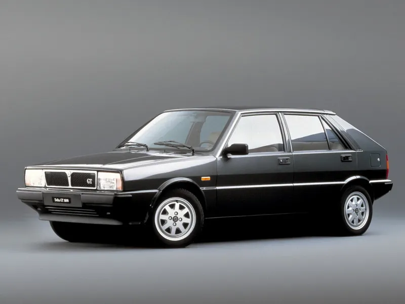 Lancia Delta рестайлинг 1982, хэтчбек 5 дв., 1 поколение, 831 (11.1982 - 05.1986)
