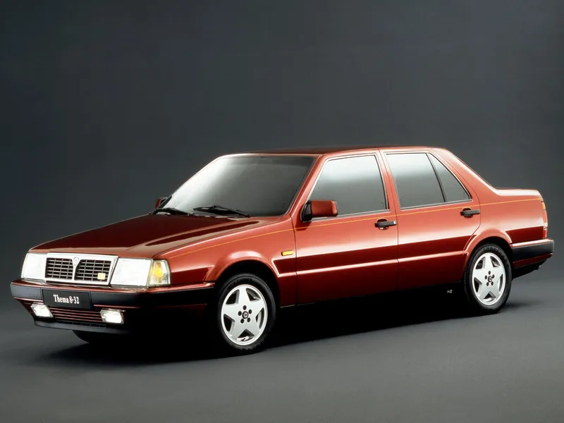 Lancia Thema 1984, седан, 1 поколение, Y9 (10.1984 - 08.1988)