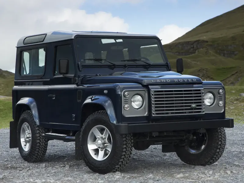 Land Rover Defender рестайлинг 2007, джип/suv 3 дв., 1 поколение, 90 (09.2007 - 01.2016)