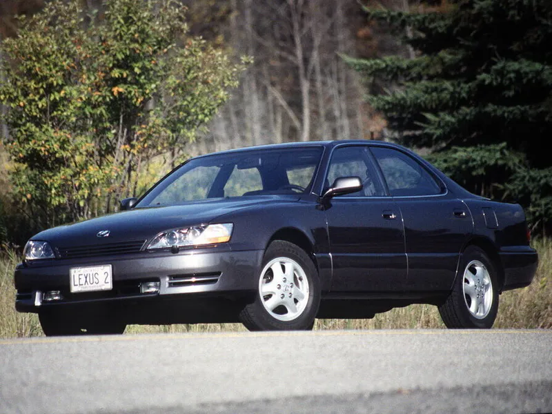 Lexus ES250 рестайлинг 1994, седан, 2 поколение, XV10 (08.1994 - 07.1996)