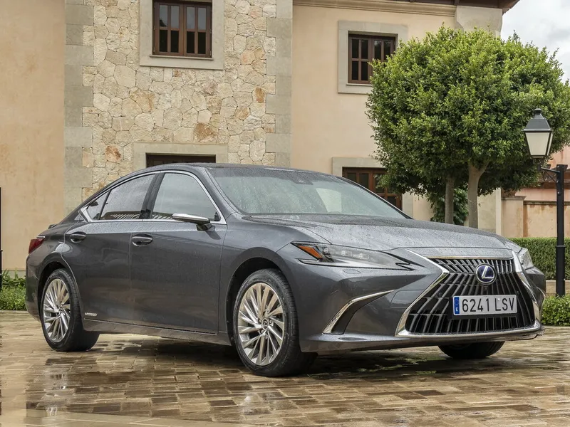 Lexus ES250