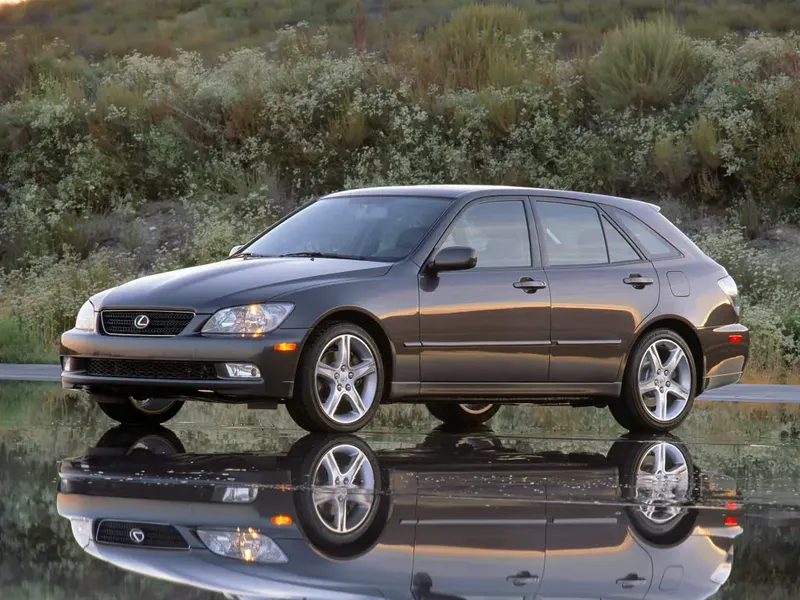 Lexus IS300 2000, универсал, 1 поколение, XE10 (07.2000 - 08.2005)