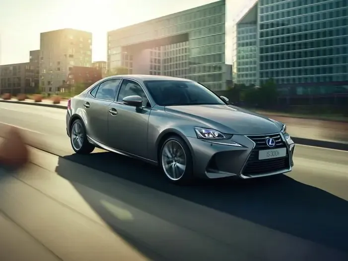 Lexus IS300h