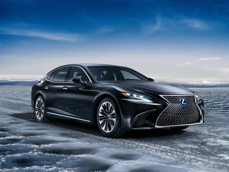 Lexus LS350