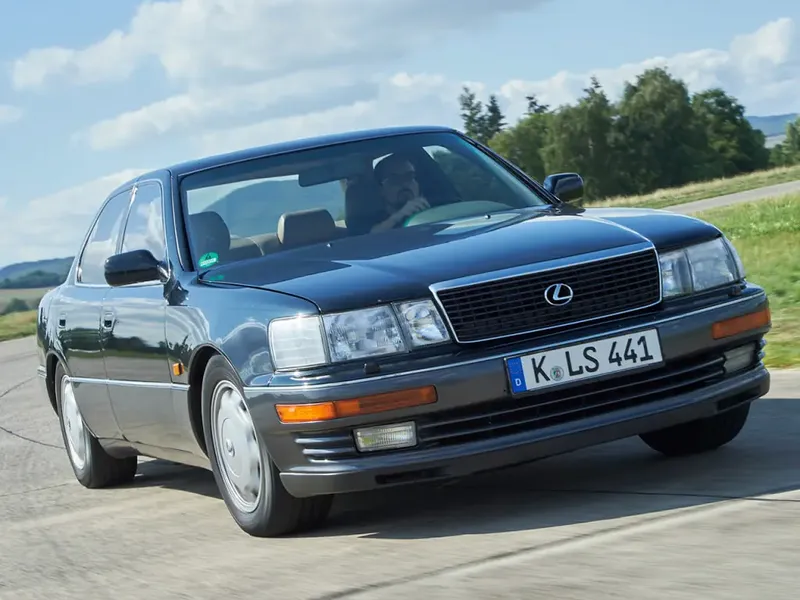 Lexus LS400 1989, седан, 1 поколение, XF10 (05.1989 - 08.1992)