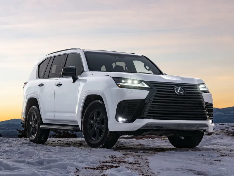 Lexus LX600
