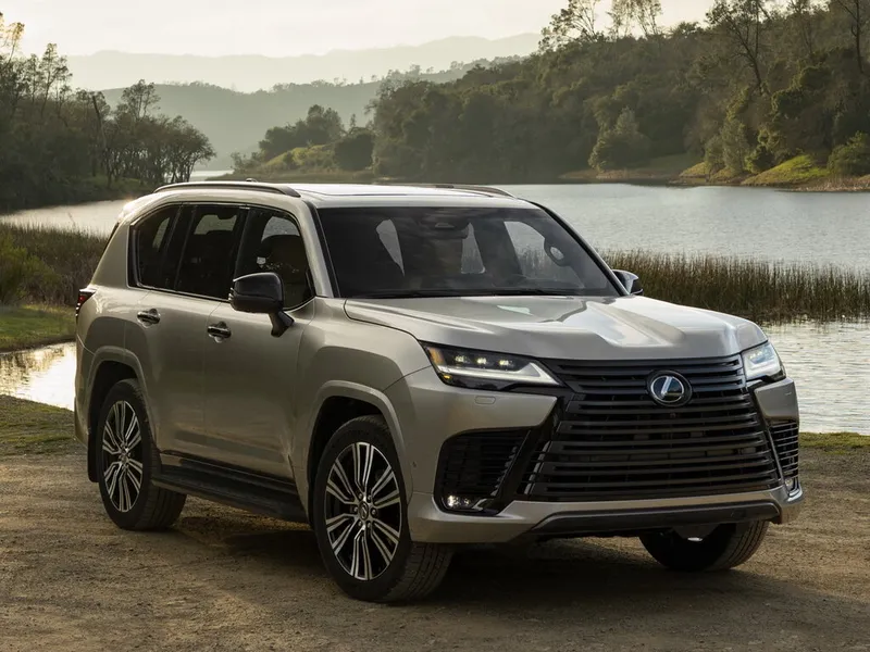 Lexus LX700h