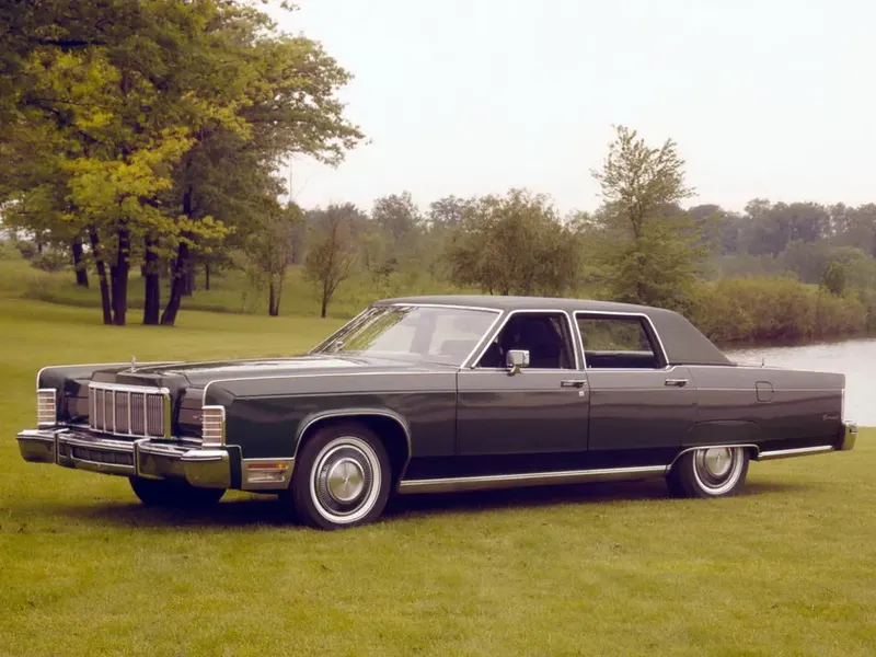 Lincoln Continental 3-й рестайлинг 1974, седан, 5 поколение (09.1974 - 08.1976)