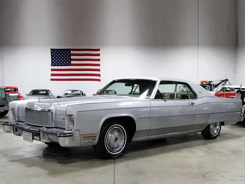 Lincoln Continental 2-й рестайлинг 1973, купе, 5 поколение (09.1973 - 08.1974)
