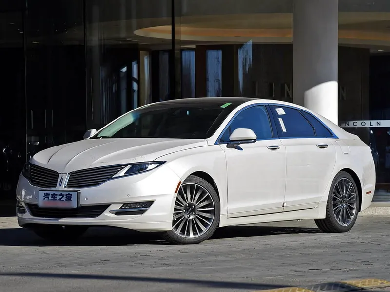 Lincoln MKZ 2012, седан, 2 поколение (03.2012 - 07.2016)
