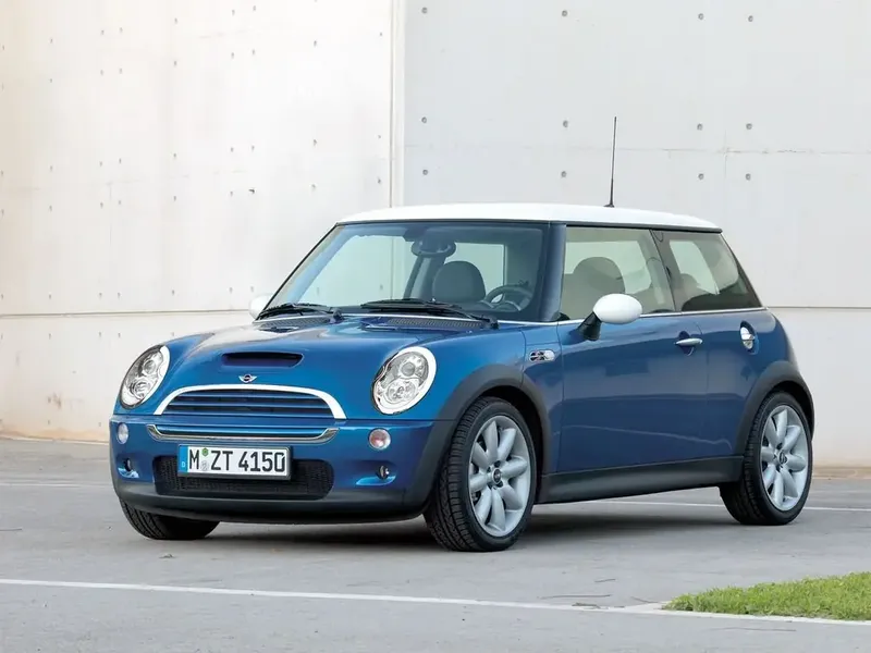 MINI Hatch 2001, хэтчбек 3 дв., 1 поколение, R50 (06.2001 - 03.2006)