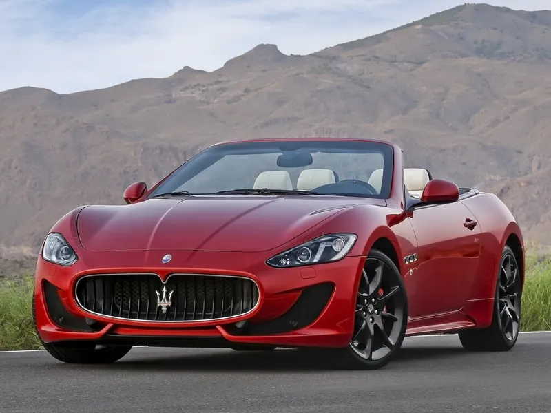 Maserati GranCabrio 2009, открытый кузов, 1 поколение, M145 (09.2009 - 11.2019)