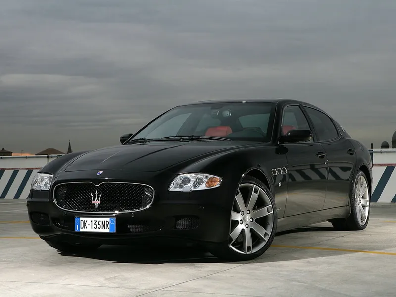 Maserati Quattroporte 2003, седан, 5 поколение, M139 (09.2003 - 02.2008)