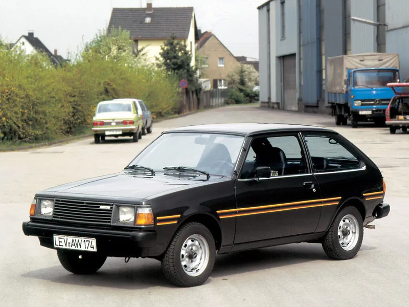 Mazda 323 рестайлинг 1979, хэтчбек 3 дв., 1 поколение, FA (06.1979 - 05.1980)