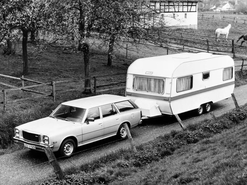 Mazda 929 1980, седан, 2 поколение, LA4 (03.1980 - 09.1988)