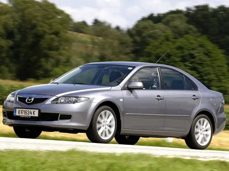 Mazda Mazda6 рестайлинг 2005, лифтбек, 1 поколение, GG (06.2005 - 08.2007)