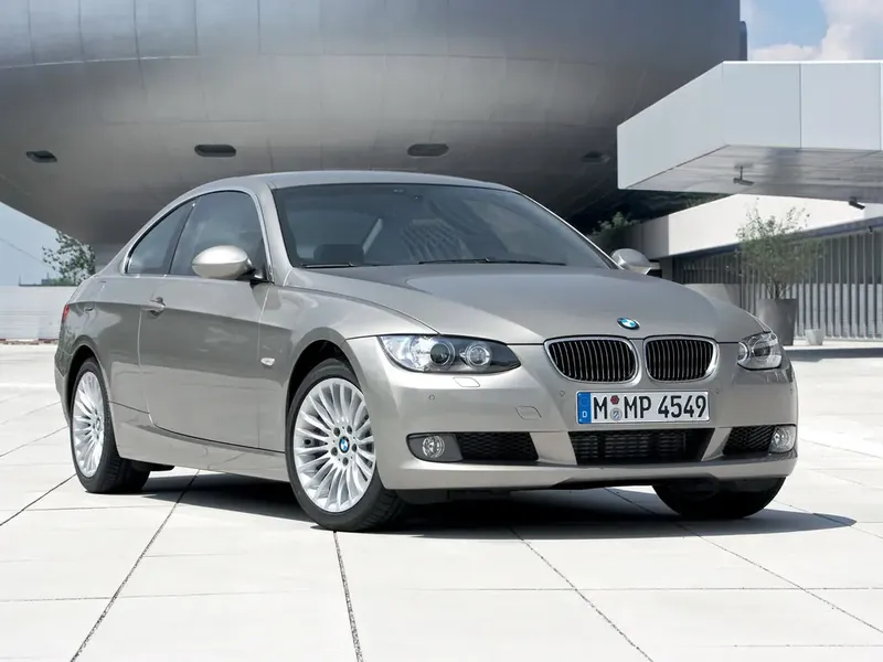 BMW 3-Series 2006, купе, 5 поколение, E90 (09.2006 - 02.2010)