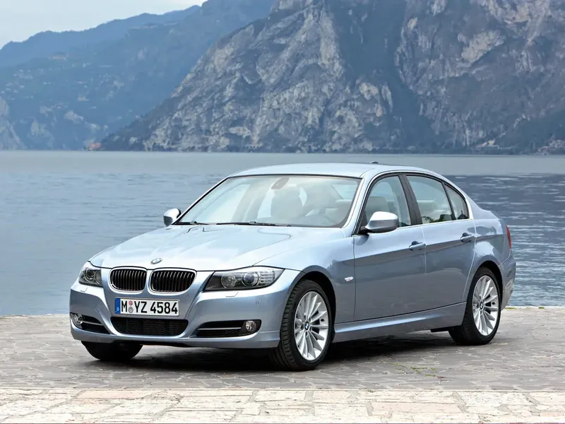 BMW 3-Series рестайлинг 2008, седан, 5 поколение, E90 (09.2008 - 01.2012)