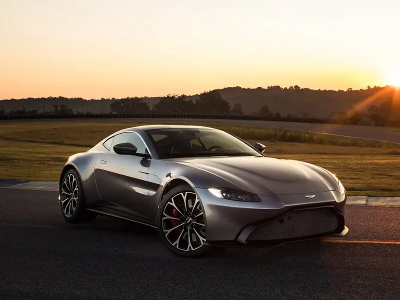 Aston Martin Vantage 2017, купе, 4 поколение (11.2017 - 03.2022)