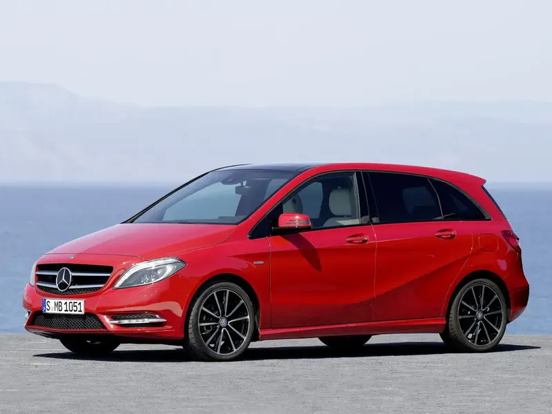 Mercedes-Benz B-Class 2011, хэтчбек 5 дв., 2 поколение, W242, W246 (07.2011 - 10.2014)
