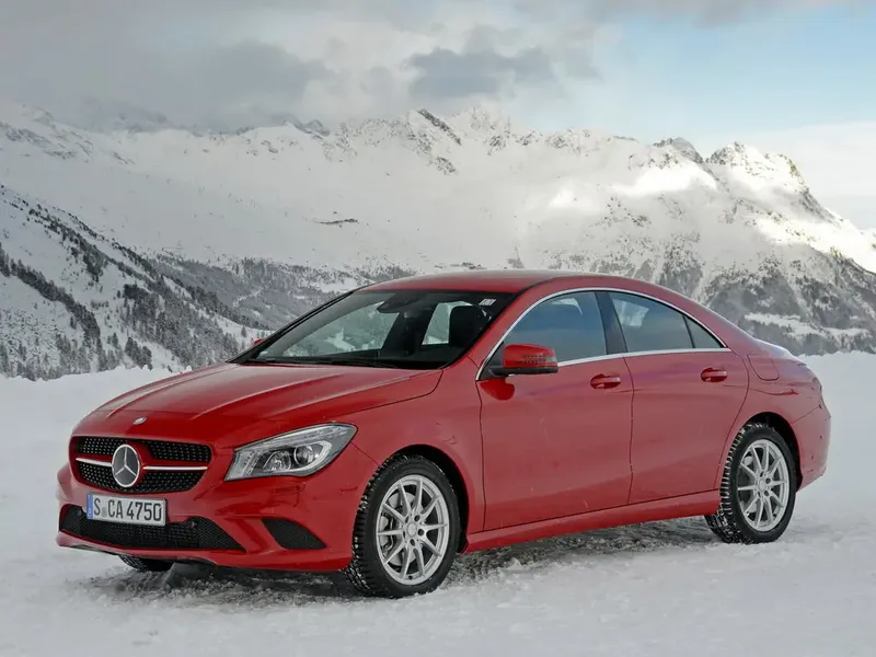 Mercedes-Benz CLA-Class 2013, седан, 1 поколение, C117 (01.2013 - 04.2016)