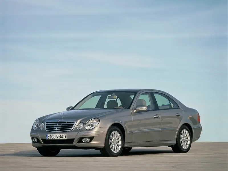 Mercedes-Benz E-Class рестайлинг 2006, седан, 3 поколение, W211 (04.2006 - 02.2009)