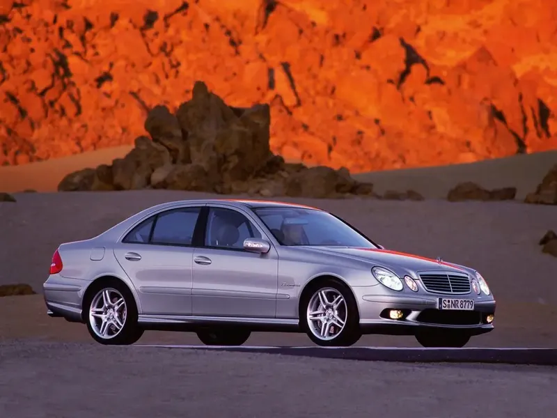 Mercedes-Benz E-Class 2002, седан, 3 поколение, W211 (01.2002 - 08.2006)
