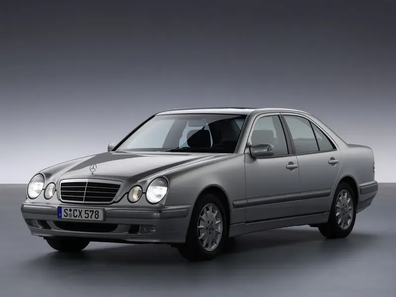 Mercedes-Benz E-Class рестайлинг 1999, седан, 2 поколение, W210 (07.1999 - 02.2002)